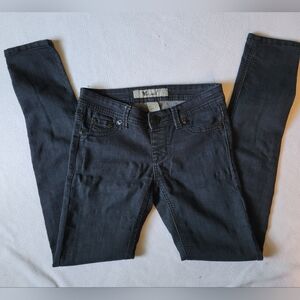 Wet Seal pull on jeans, fake pockets/zipper, black